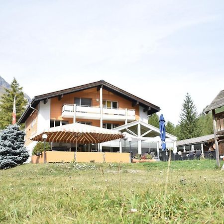 Restaurant & Hostel Hole In One รานดา ภายนอก รูปภาพ