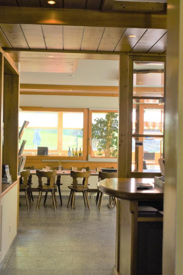 Restaurant & Hostel Hole In One รานดา ภายนอก รูปภาพ