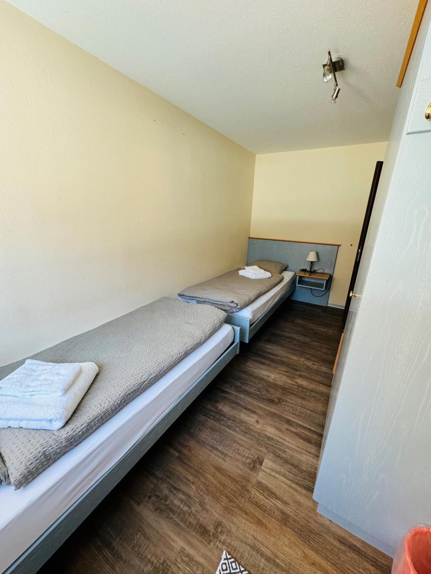 Restaurant & Hostel Hole In One รานดา ภายนอก รูปภาพ